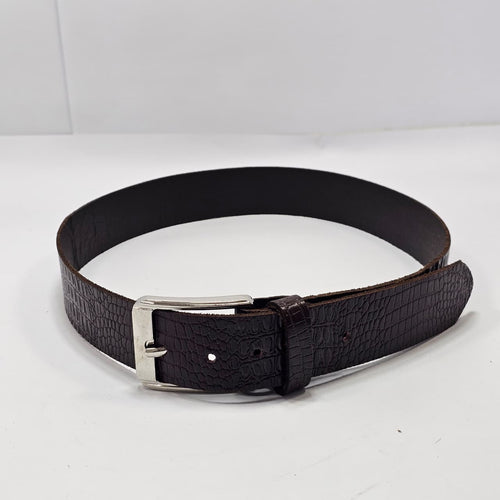 Crocodile Texture Elegance-Turn every outfit into a statement with our premium crocodile finish belt.